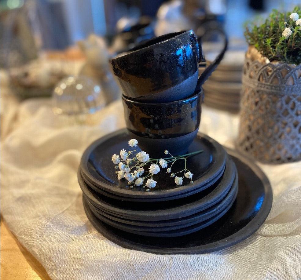 Keramiktasse zur Serie Jolo schwarz, schwarze Glasur, glänzend