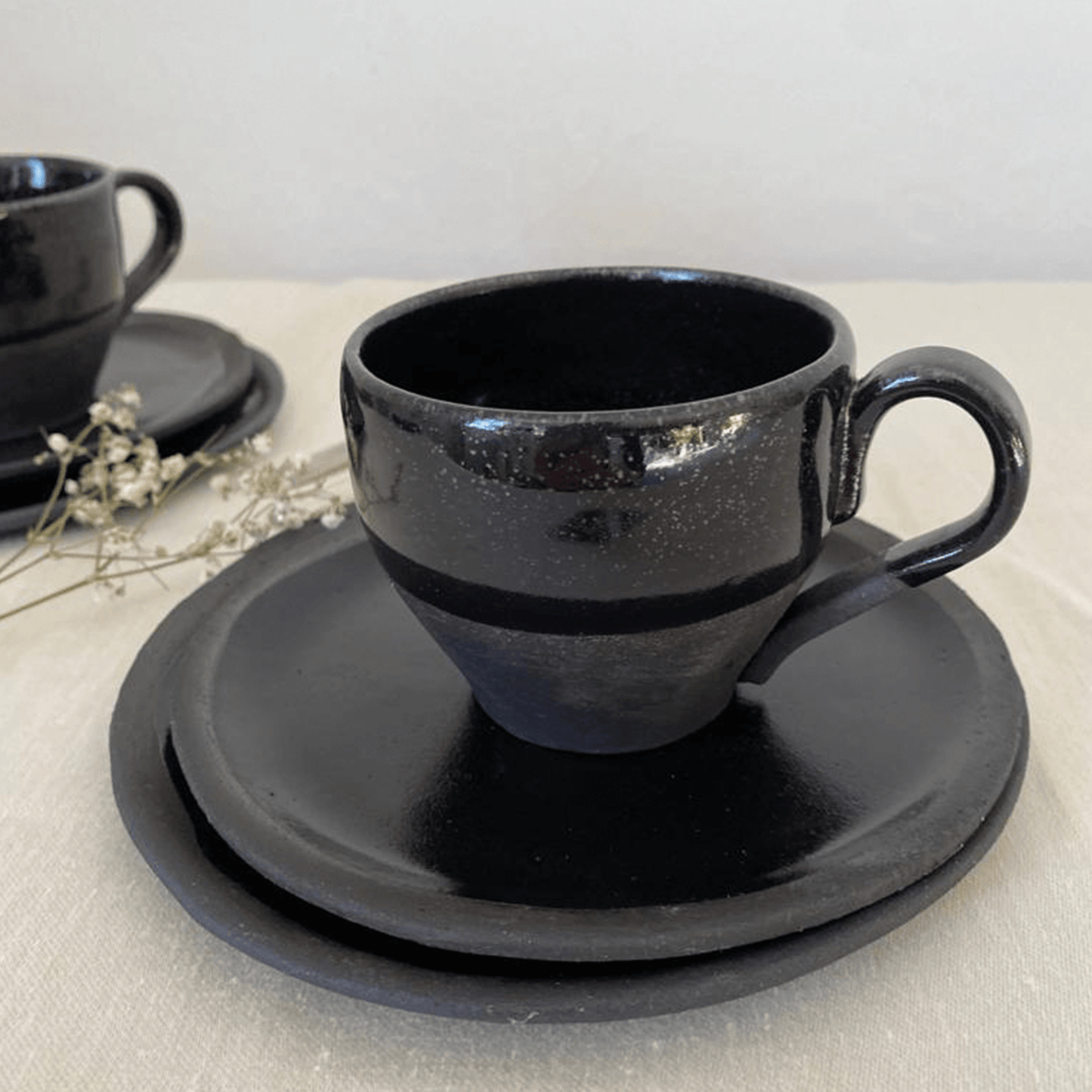 Keramiktasse zur Serie Jolo schwarz, schwarze Glasur, glänzend