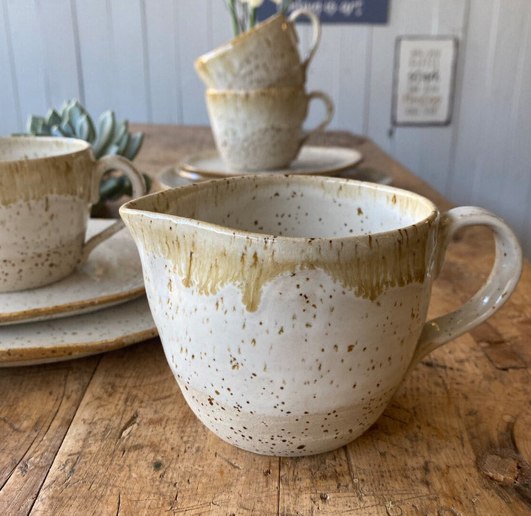Milchkännchen passend zur Geschirrserie Bohemian white