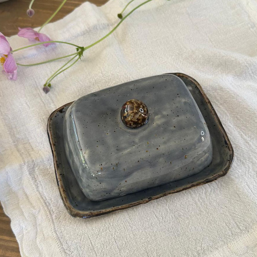 Blaue, eckige Keramik Butterdose, Bohemian Blue
