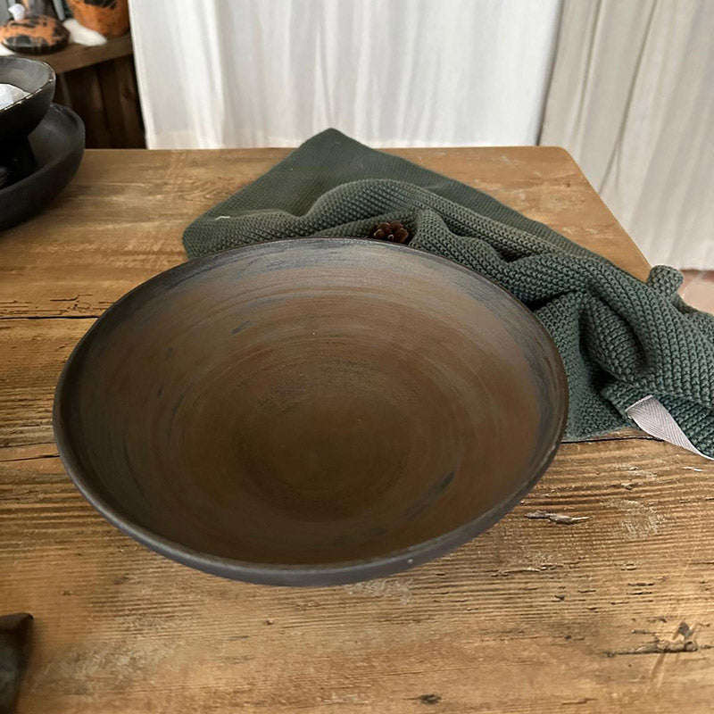 AREIA Negra Pasta- & Suppenschale 500 ml, außen schwarz, innen braun oldfinished, handgemachtes Steinzeug