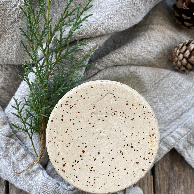 Keramikbecher für Duftkerze, graue Glasur mit braunem Rand, Becherboden