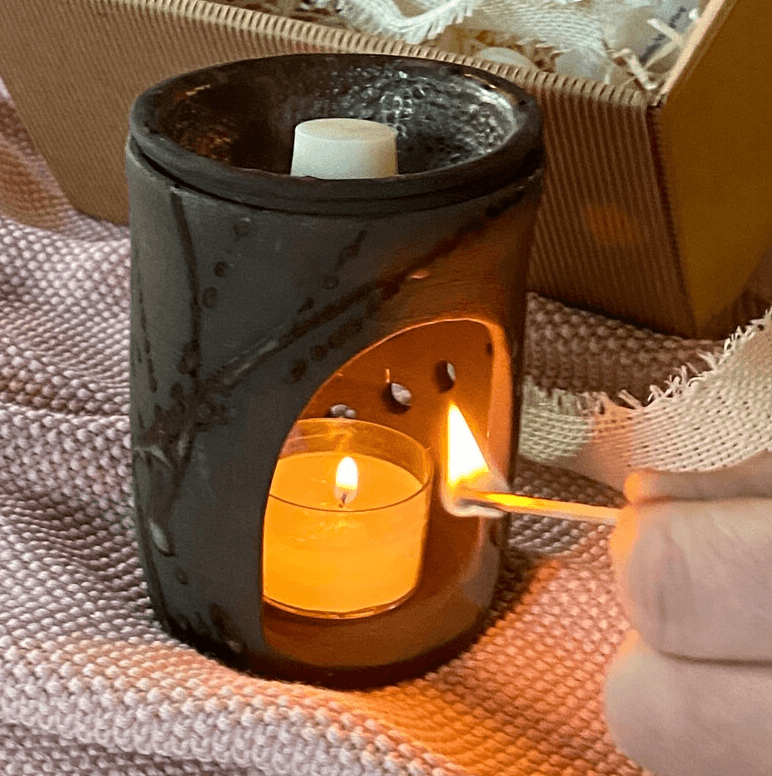 Duftlampe aus Keramik, Aromalampe mit Duftmelts, grau-blau und matt