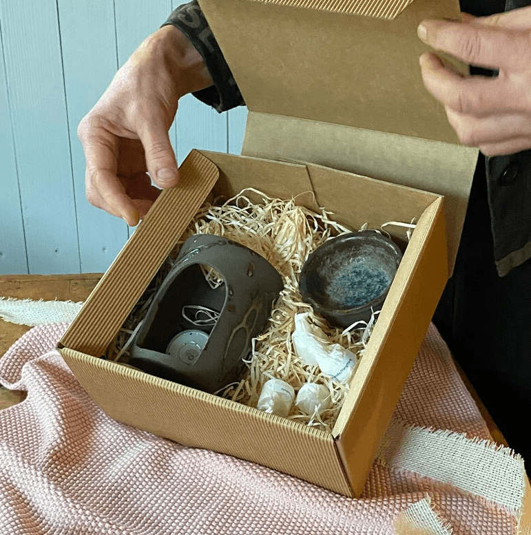 Duftlampe aus Keramik, Aromalampe mit Duftmelts, grau-blau und matt