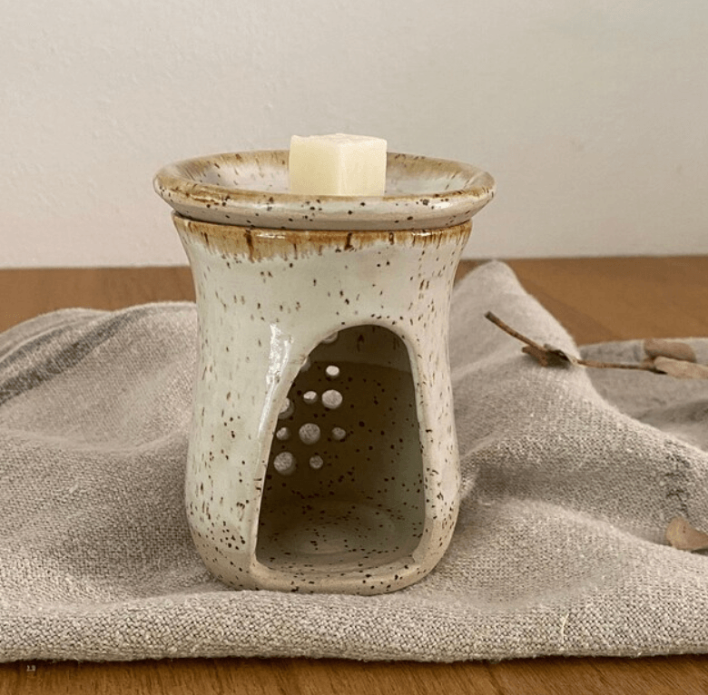 Duftlampe aus Keramik, Aromalampe mit Duftmelts, weiß