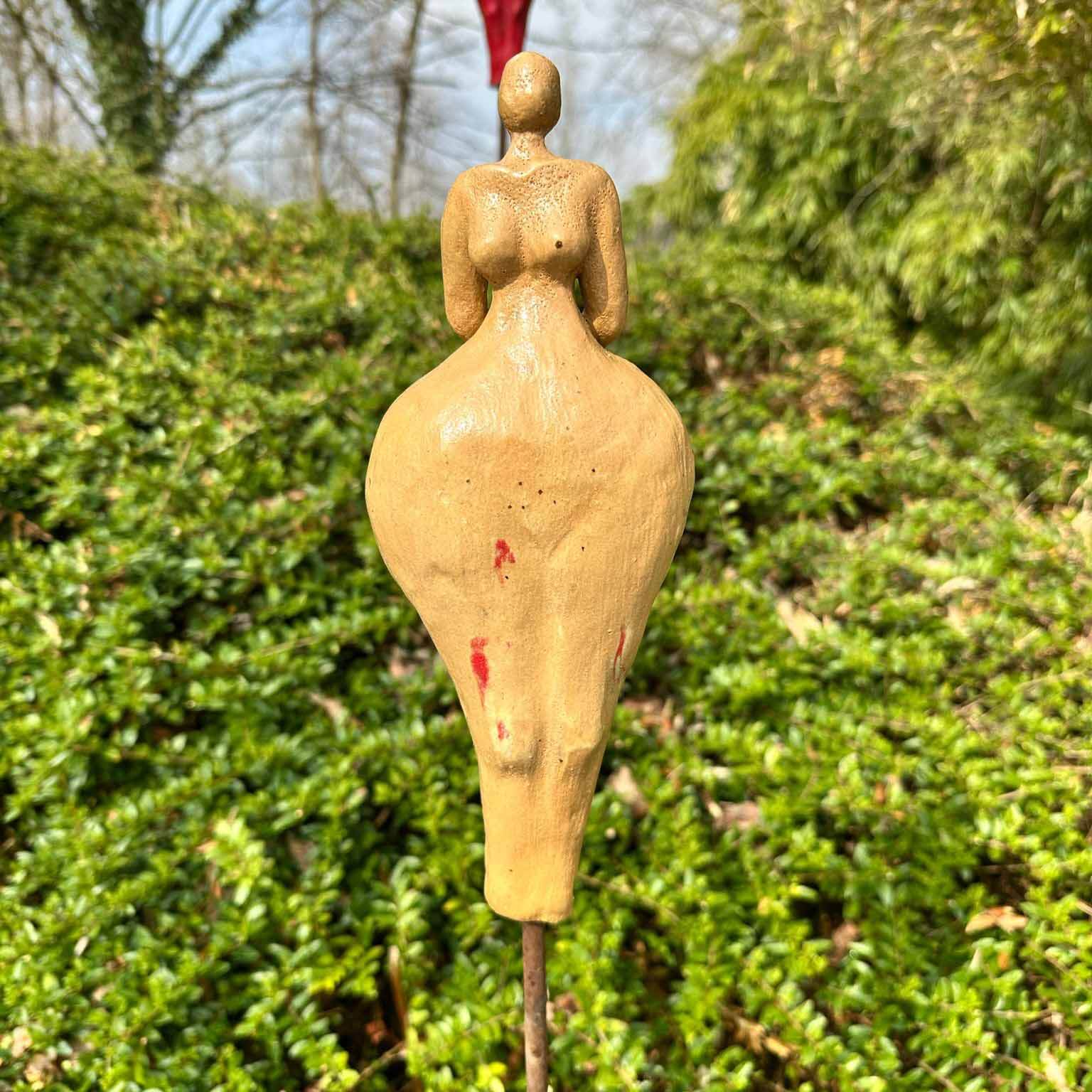 Lustige Weiber (8) GELB glänzend, Keramikfigur - FRANZARTKERAMIK