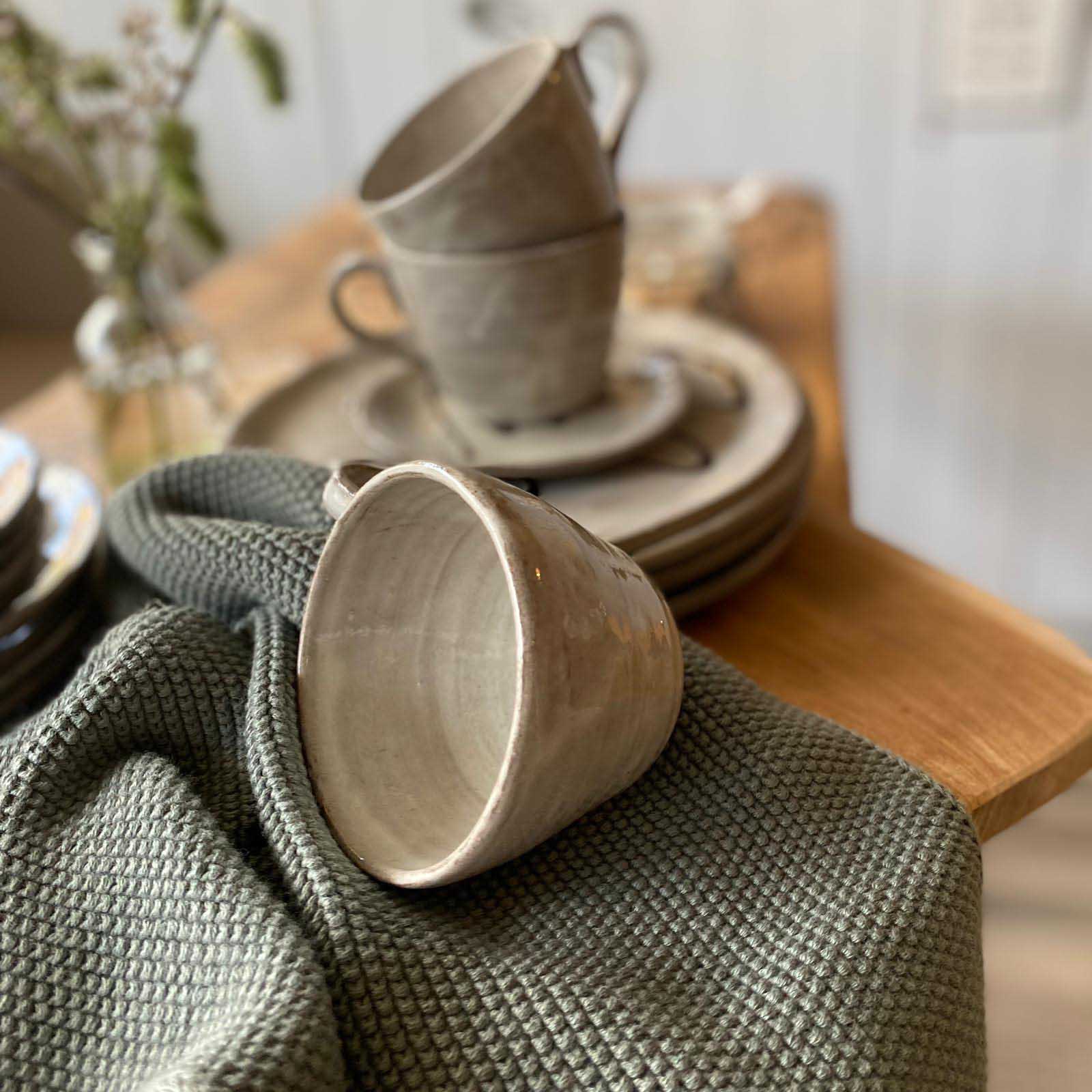 Tasse weiß, zur Serie Jolo schwarz-weiß, Opalweiß glänzend Fassungsvermögen ca. 170 ml