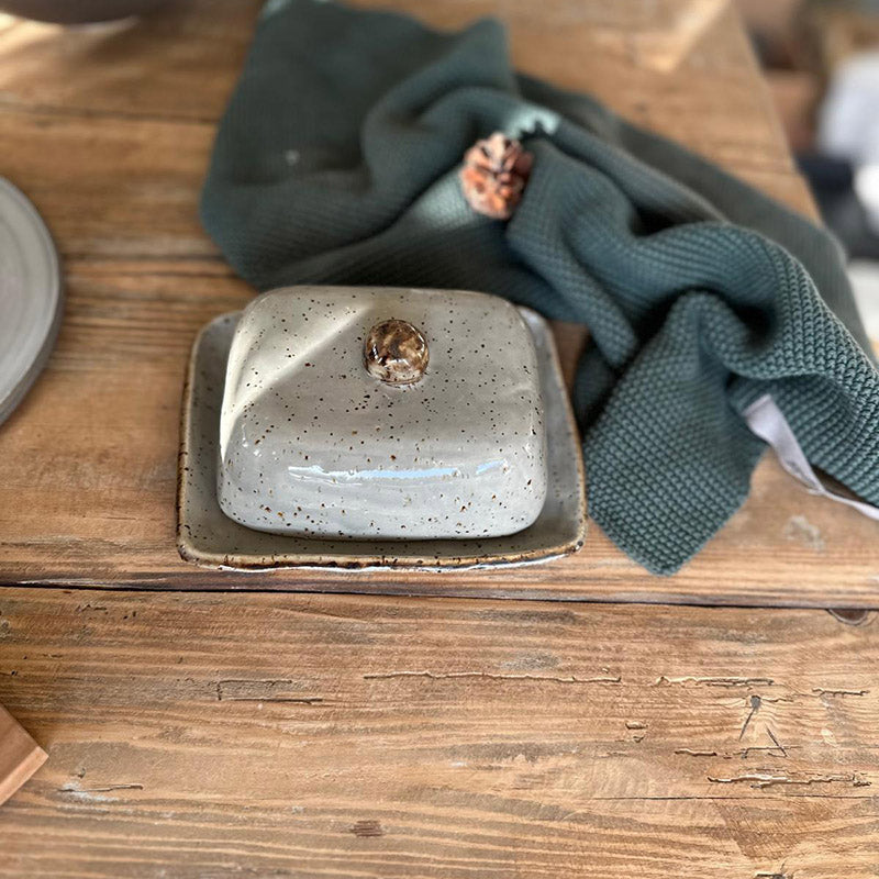 BOHEMIAN Grey Keramik-Butterdose, eckig, graue Glasur mit Spots, Deckelknauf
