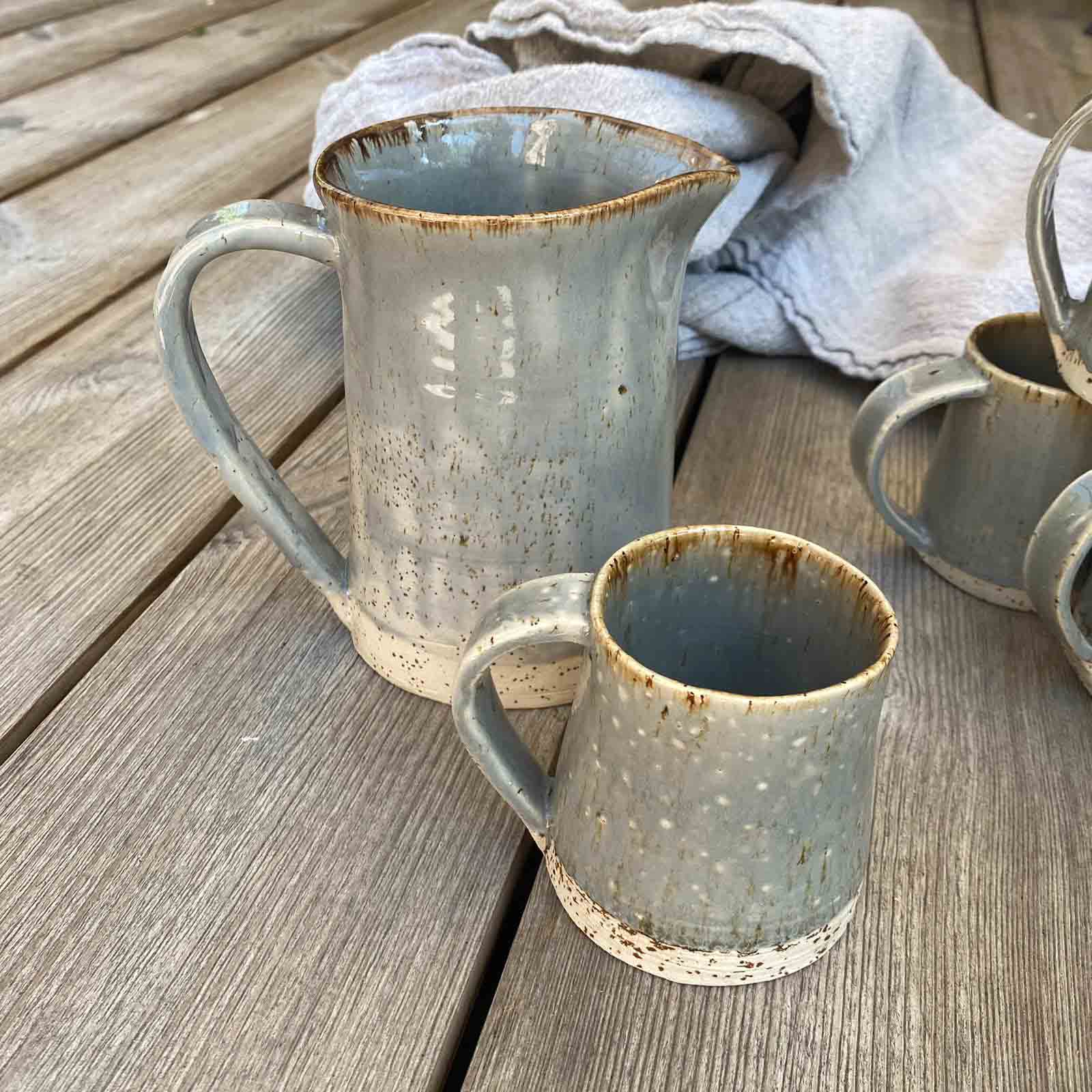 Keramikkrug und Henkelbecher in BOHEMIAN Grey von FRANZART Keramik