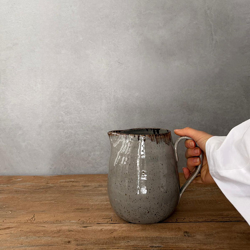 KeramikkrugBOHEMIAN Grey, Grau mit braunem Rand