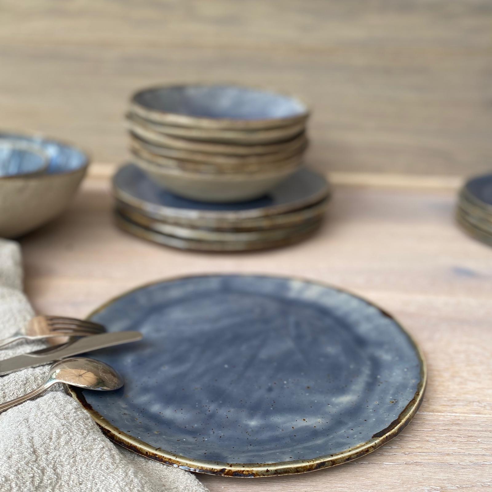 Bohemian Blue, Essteller aus Keramik