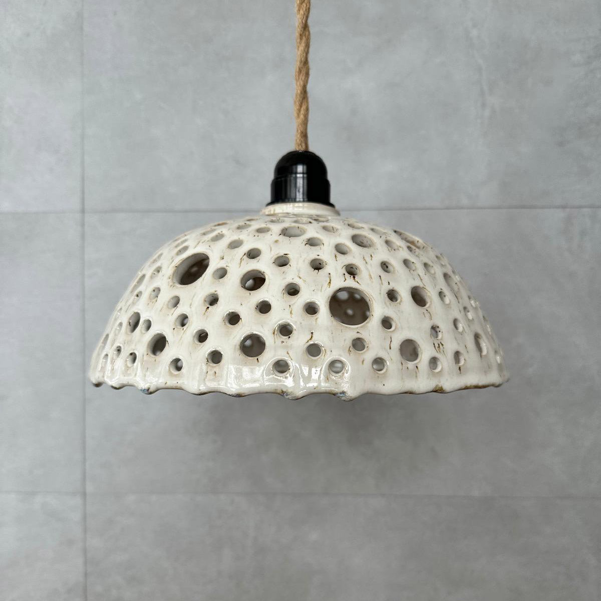 BOHEMIAN White Loch-Lampe aus Keramik, Pendelleuchte