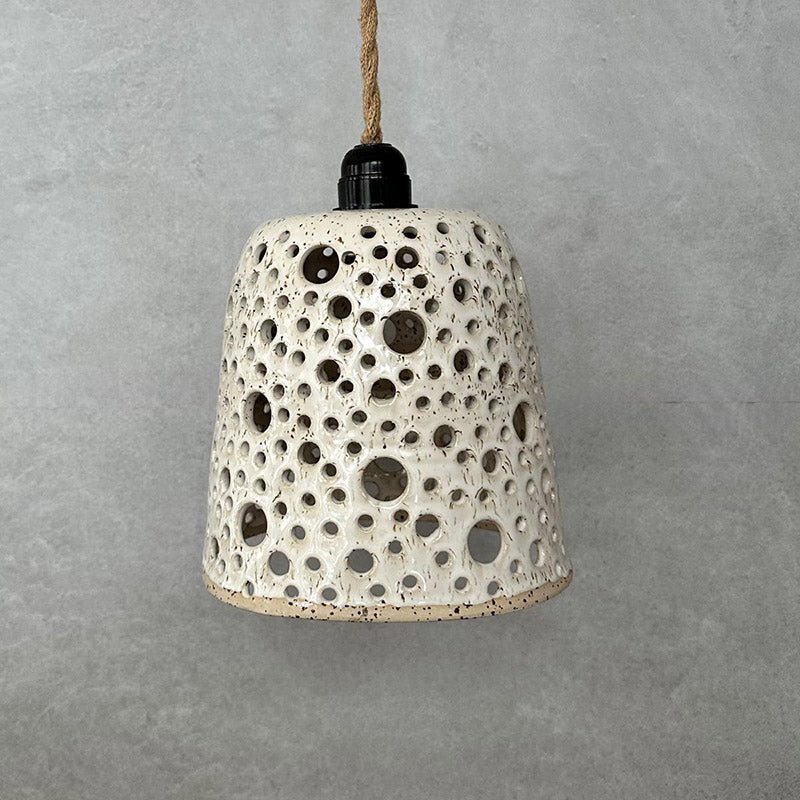 BOHEMIAN White Loch-Lampe, hohe Keramik-Pendelleuchte - FRANZARTKERAMIK