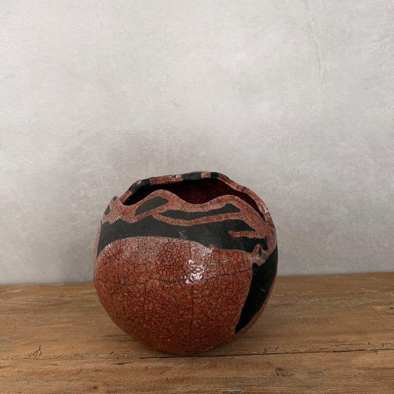 Kugelvase, rot, Rakukeramik - FRANZARTKERAMIK