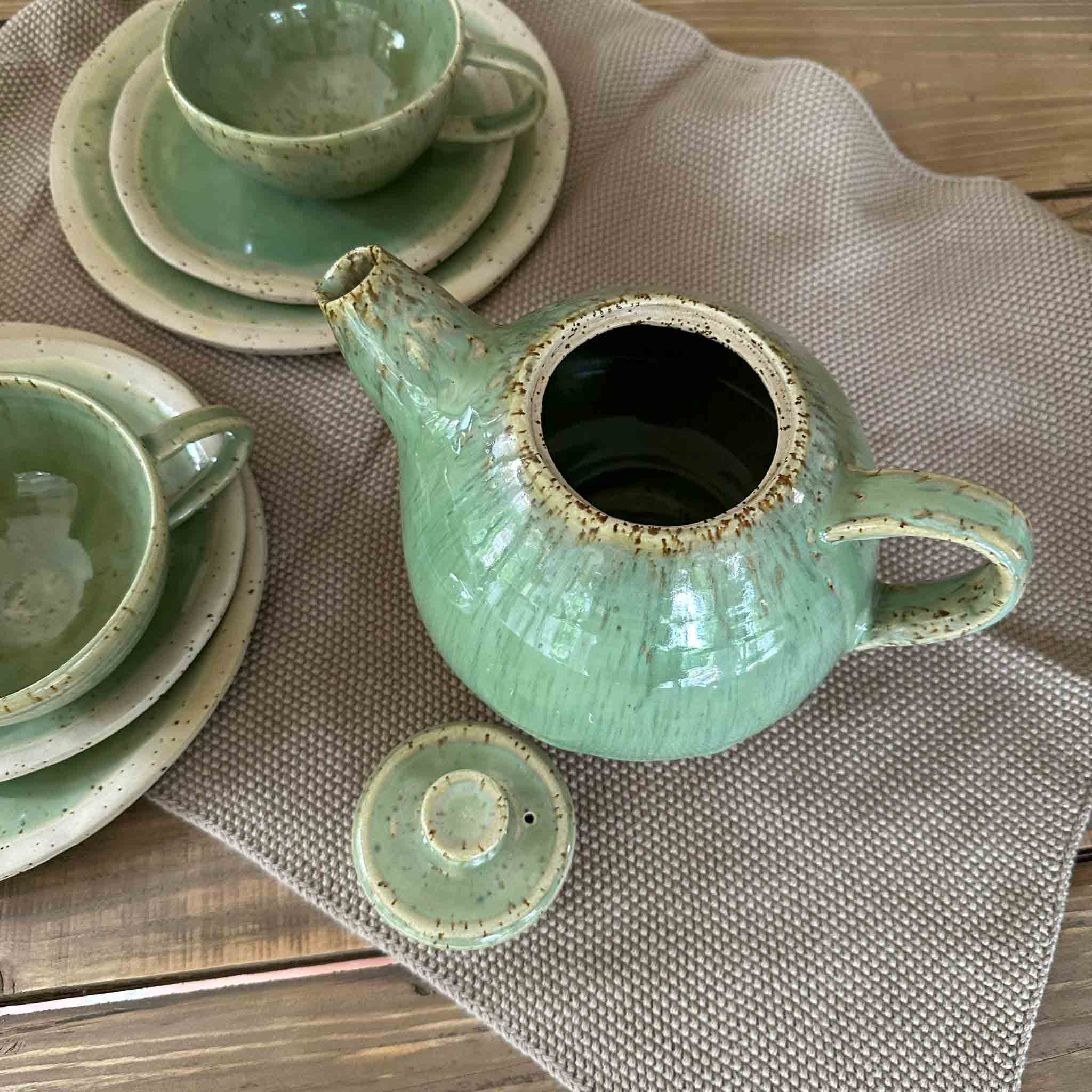 Keramik Tee Geschirr Set für 2 Personen bestehend aus Kanne, Teetasse mit Untertasse und 2 Dessertteller