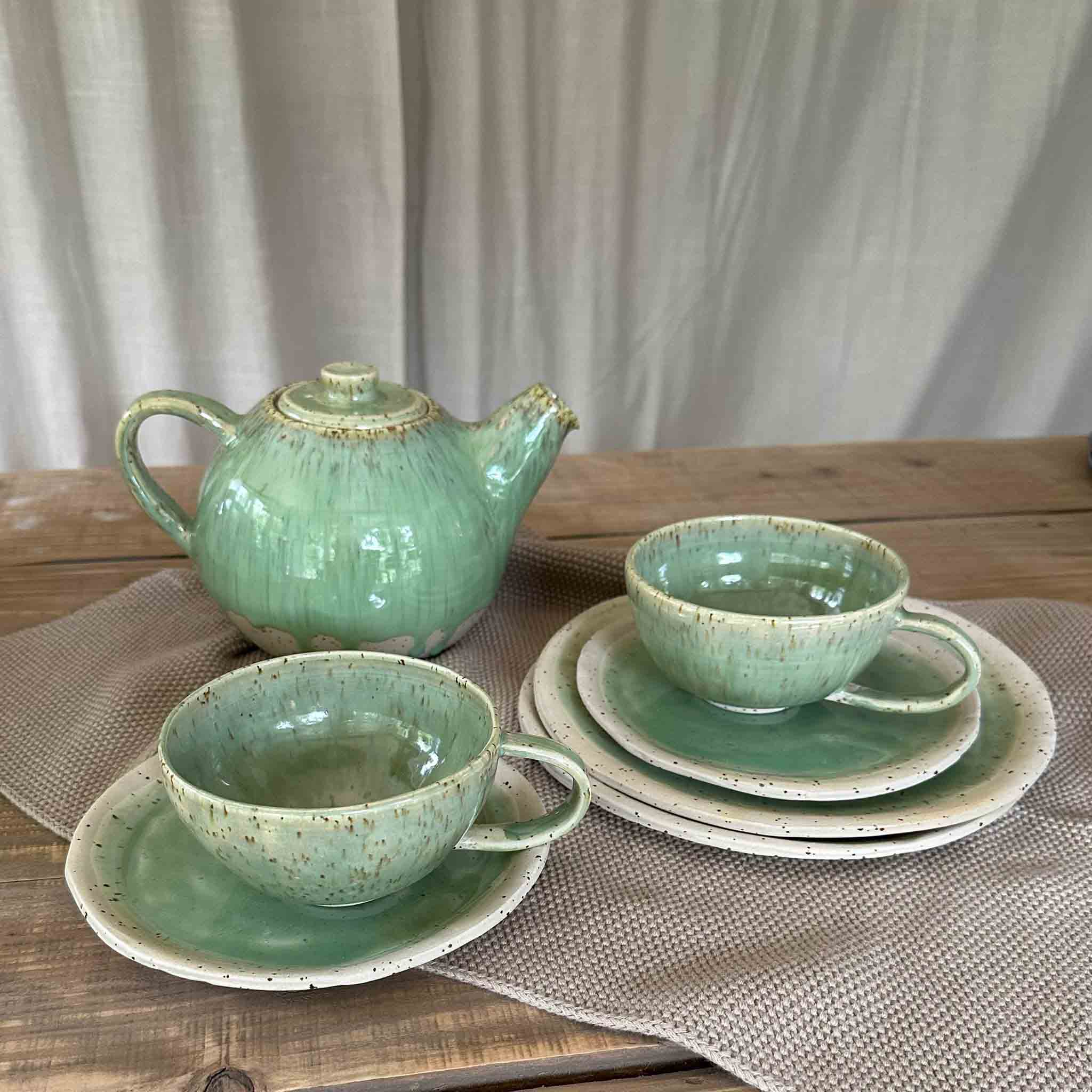 Keramik Tee Geschirr Set für 2 Personen bestehend aus Kanne, Teetasse mit Untertasse und 2 Dessertteller