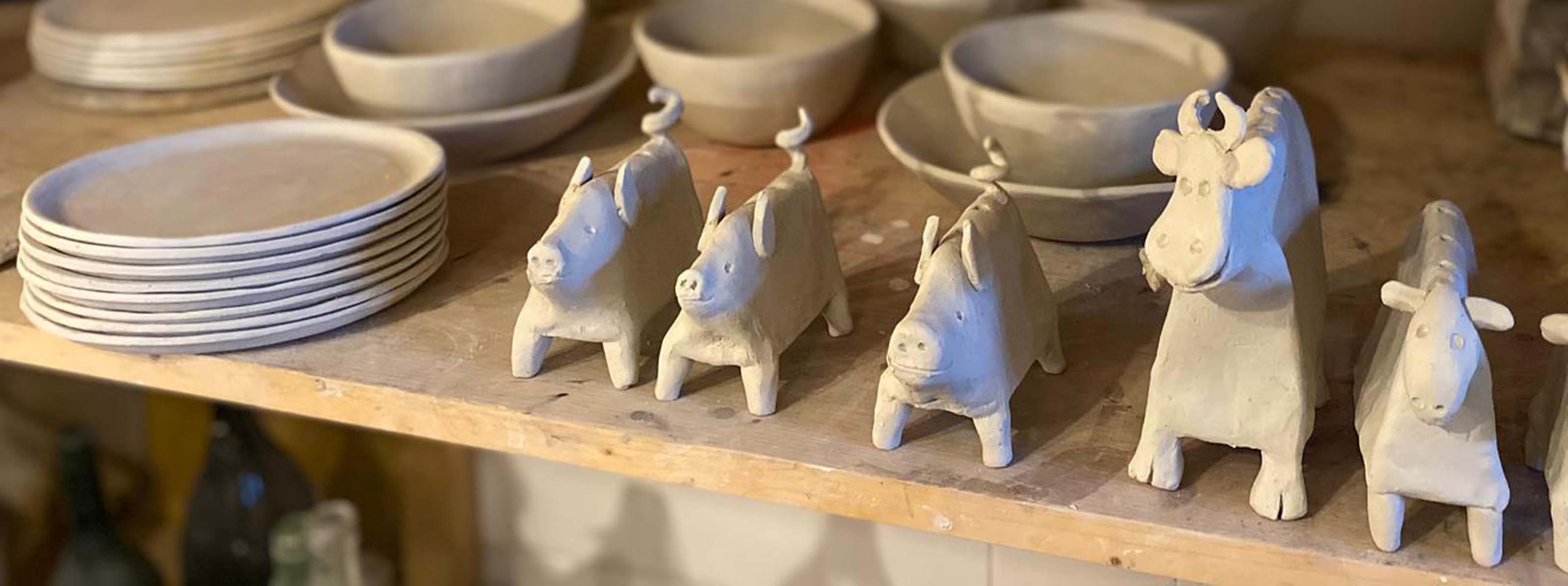 keramiktiere beim Trocknen