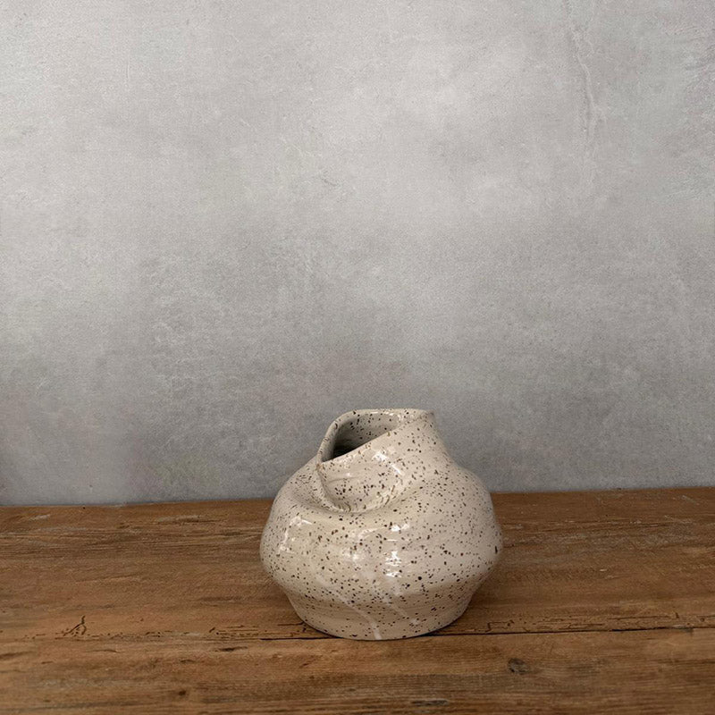 Keramikvase mit Falten, BOHEMIAN White - Unikat - FRANZARTKERAMIK