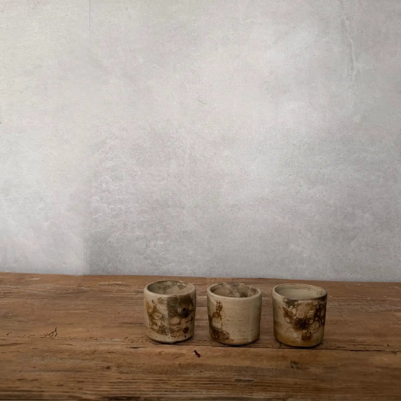 3 Espressobecher  mit Blubberblasen AREIA BRANCA - FRANZARTKERAMIK 