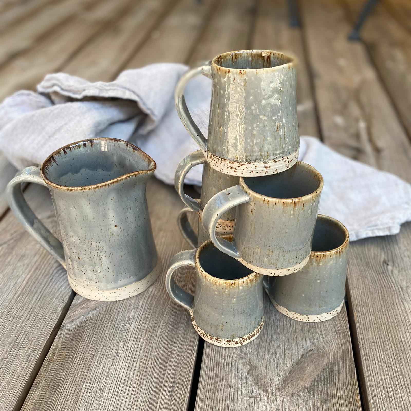Keramikkrug und Henkelbecher in BOHEMIAN Grey von FRANZART Keramik