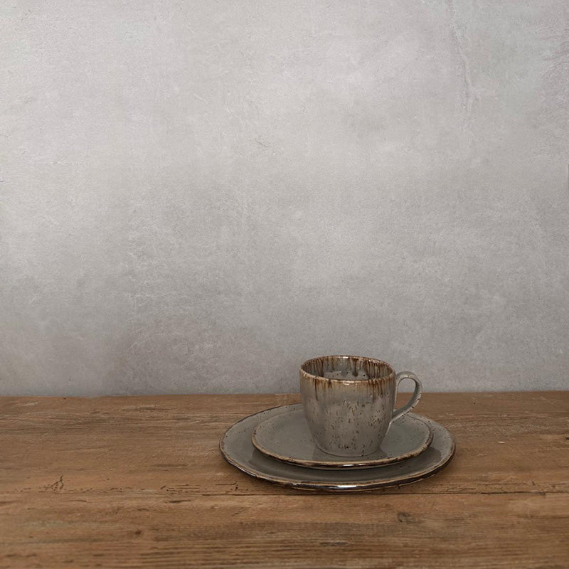 Keramikgeschirr, Bohemian Grey, Dessertteller, Kaffeetasse und Untertasse