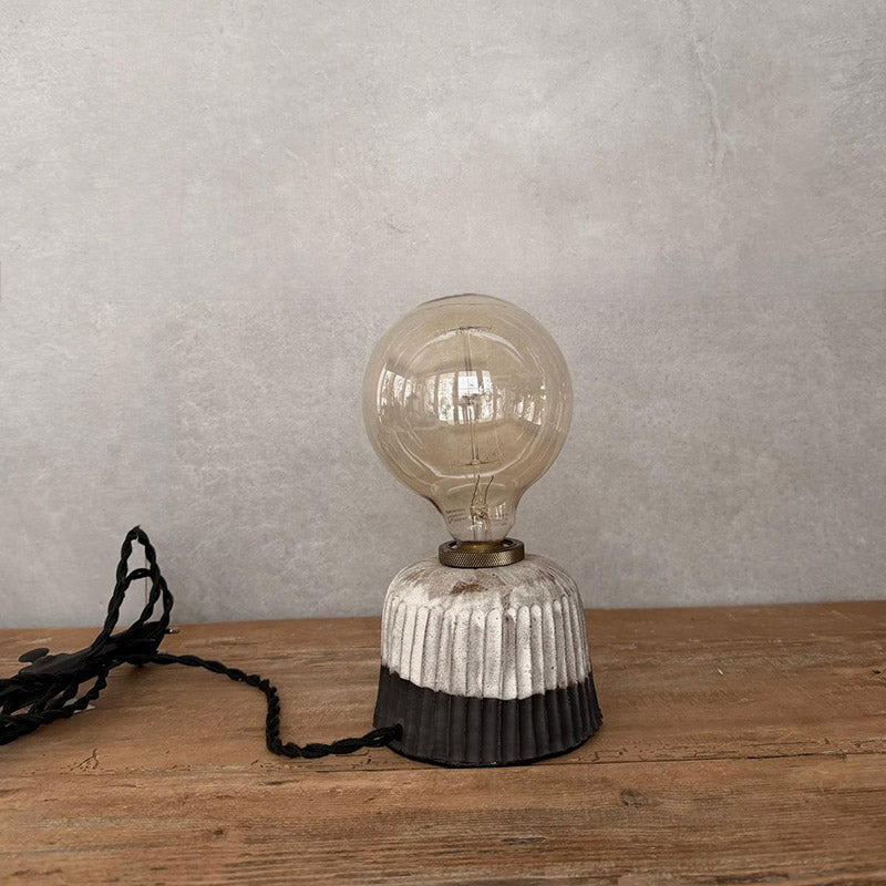 Keramik Tischlampe handgemacht - zweifarbiges Steinzeug mit Textilkabel - FRANZARTKERAMIK