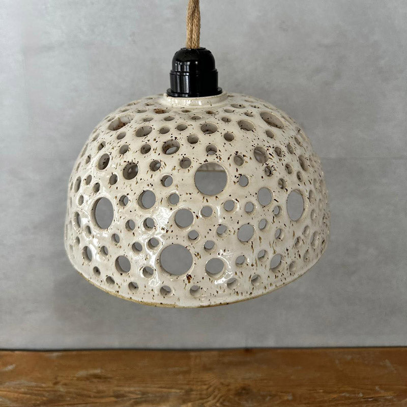Keramiklampe mit Löchern - Hängelampe Deckenleuchte Pendelleuchte - FRANZARTKERAMIK