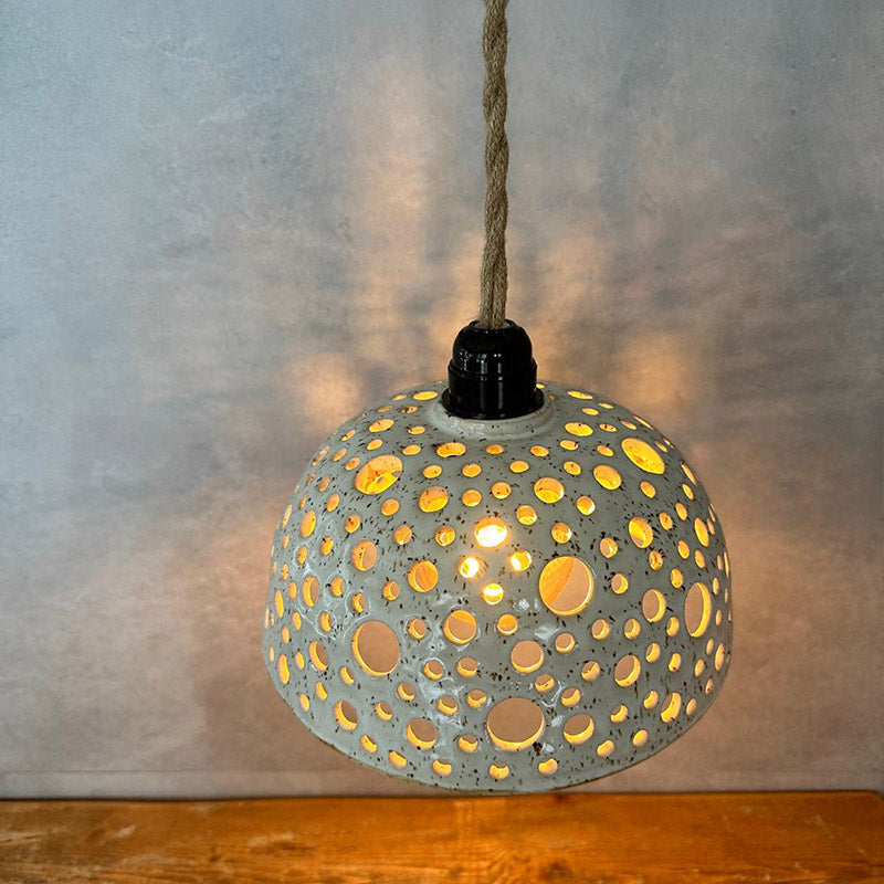 Keramiklampe mit Löchern - Hängelampe Deckenleuchte Pendelleuchte - FRANZARTKERAMIK