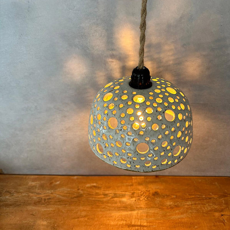 Keramikhängelampe mit Löchern - Pendelleuchte Deckenlampe - FRANZARTKERAMIK