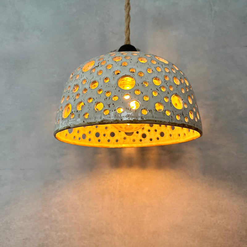 Keramikhängelampe mit Löchern - Pendelleuchte Deckenlampe - FRANZARTKERAMIK